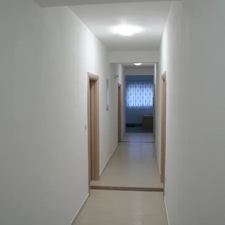 Apartament Paninich *